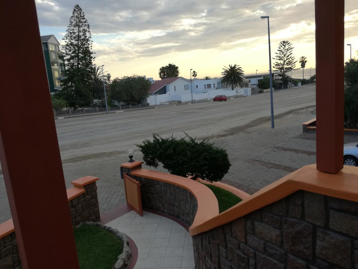 Guesthouse Indongo Swakopmund Exterior foto